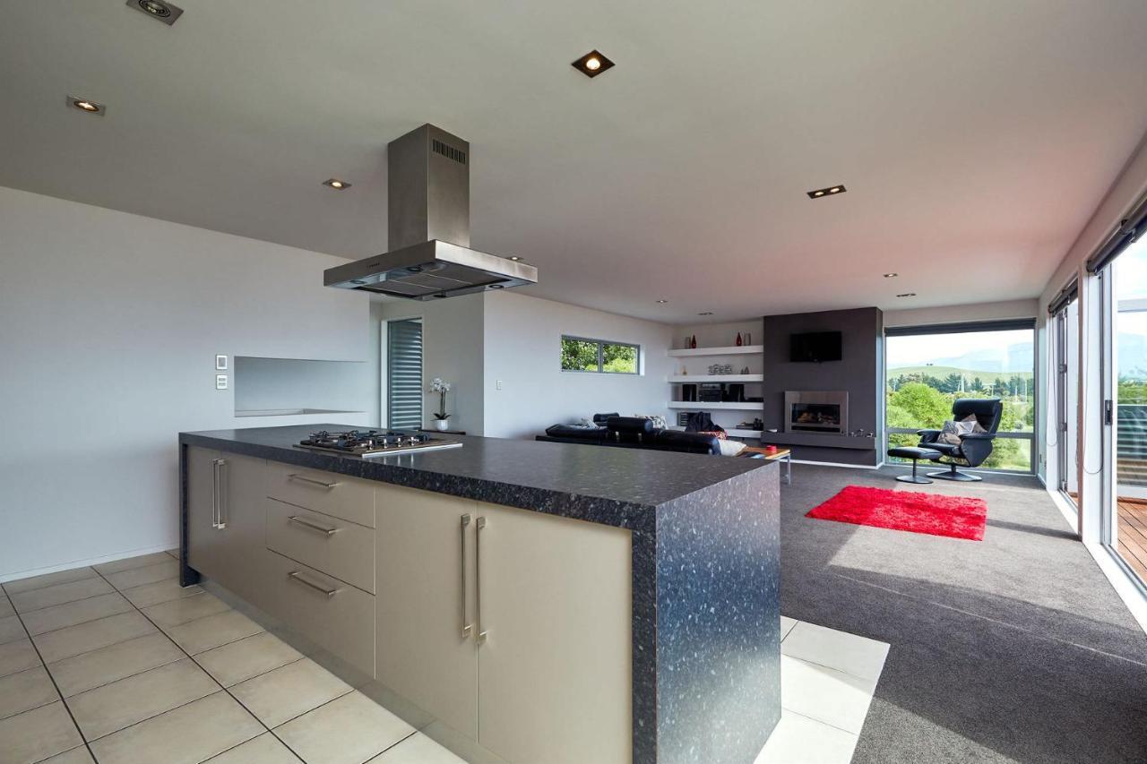 Vila Bellbird Scenic Retreat - Views Of Alps And Ocean Kaikoura Exteriér fotografie